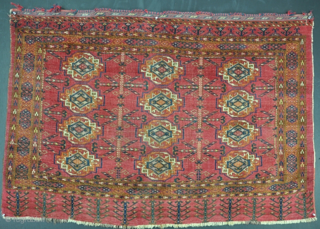 An antique Ersari Chuval, big and fat with lots of silk. late 19th century. 130x100 cm.                 