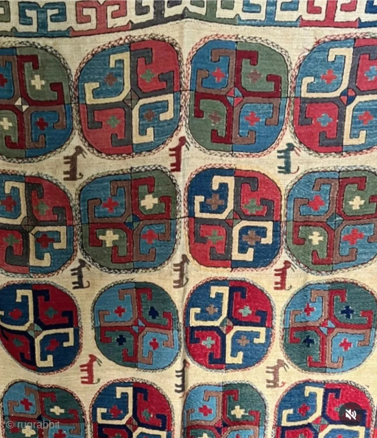 ❤️ Beauty from the steppes of Central Asia woven by Kungrat people
Size 1.55mt. x 1.87mt.
For more info: asolokilim@gmail.com
or in my Instagram page : https://www.instagram.com/asolo_kilim_gallery/