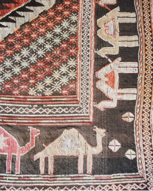 close up of an antique wedding Zili from Nakhchivan area, Azerbajian.
Size 2.50mt. x 165mt.
More info in DM: @gmail.com  /   https://www.instagram.com/asolo_kilim_gallery/          