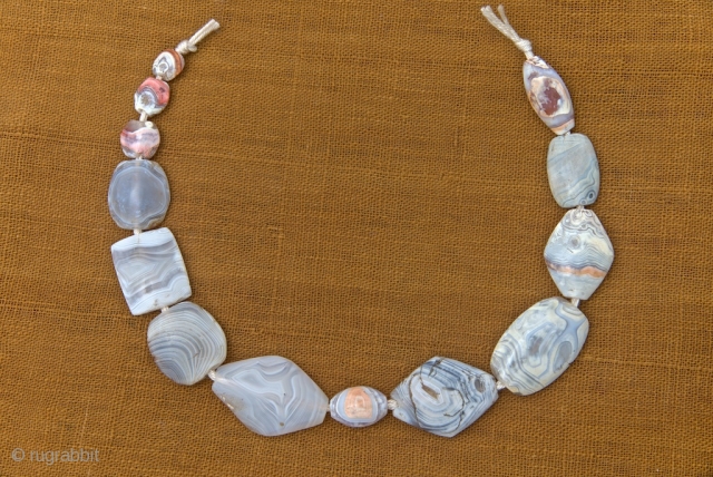 Agate Necklace. Bactriane. 1.500 - 2.500 BC. 34,5 cm                        