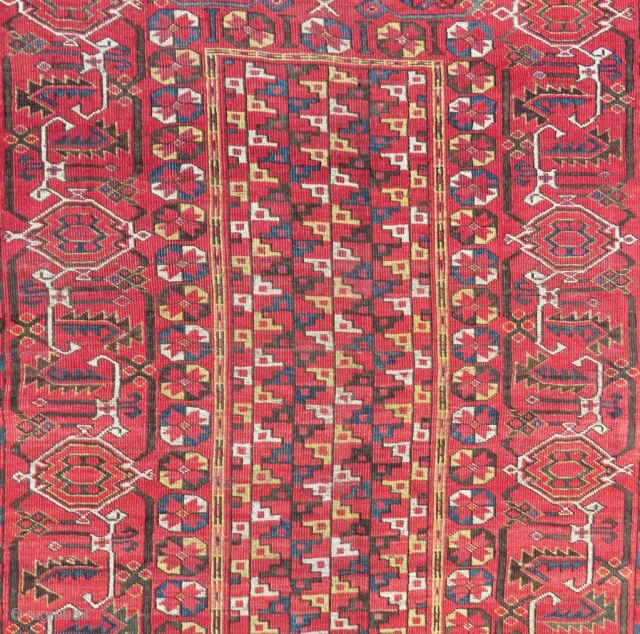 Beshir Rug, Late 19th Century. Interesting central design of alternating geometric forms. In very good condition.  187 x 237 cm.            