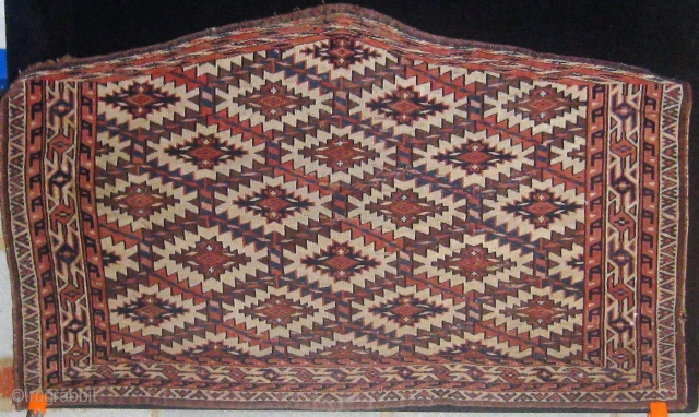 Antique Turkmen Yomut asmalyk, circa 1890.  All dyes appear natural. Not yet washed.  Please ask for additional photos if needed.           