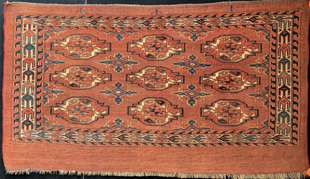 Antique classic Turkmen Yomud (Yomut) 9-gul chuval, in lovely condition.  All dyes appear natural.  Please ask for additional photos if needed.          