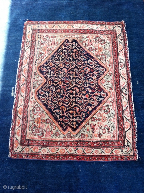 malayer 86x68 cms
used but charming                            