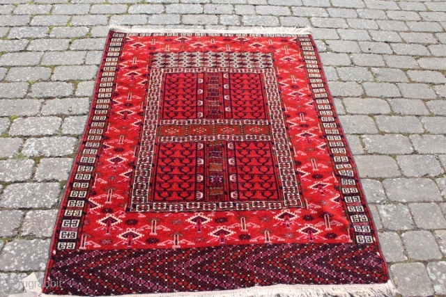 Tekke Turkmen Ensi, rare design C1890, 170 cm x 127 cm, Excellent condition.                    