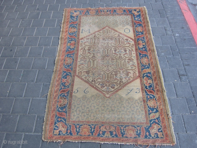 Interesting Turkish Ushak ?? size 160x103-cm / 62.9x40.5-inches more info please mail me                    