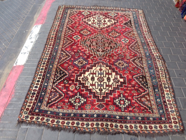 Persian rug antiqe mint condishen size:255x166-cm ask                          