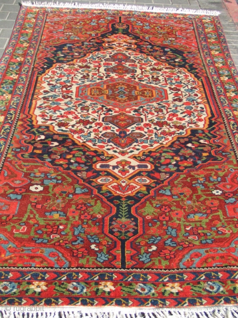 ANTIQUE!! Bakhtiar Persian Area Rug Carpet Hand Made
Size: 255x150-cm / 100.3x59.0-inches
Year: 1900
Medium: wool on cotton hand woven
                