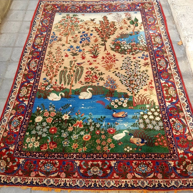 Fine, top quality Isfahan rug on silk foundation.

Size:206x140cm

P,O,R                         