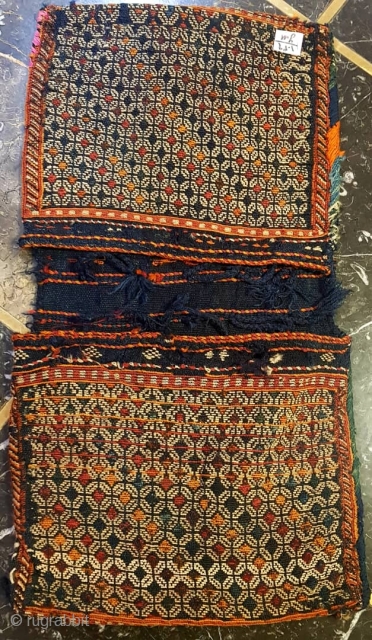 Antique Qashqaee saddelbag

Size:86x46 cm

$650                             