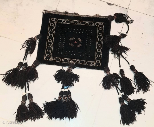 Small rare Baluch two side part silk bag.

POR                         