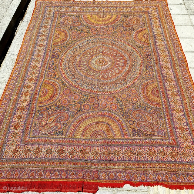 Fine quality antique Persian Kirman suzani 

Size 205x153cm

P.o.R                         