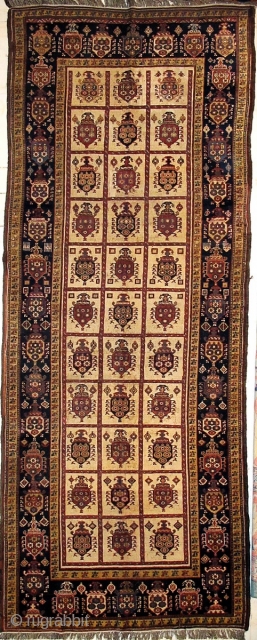 Antique decorative pure wool Bakhtiyar long rug 

Size:335x130cm


P.O.R                         