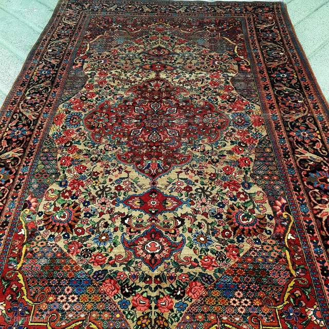 20th century Bakhtiyar carpet 

320x220cm

P.O.R                            