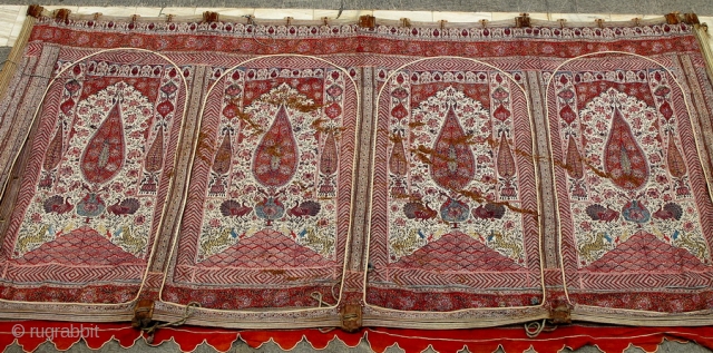 Magnificent late 19th century Persian Qalamkar Tent part

exceptional and very interesting 


470x250cm

P.O.R
                     