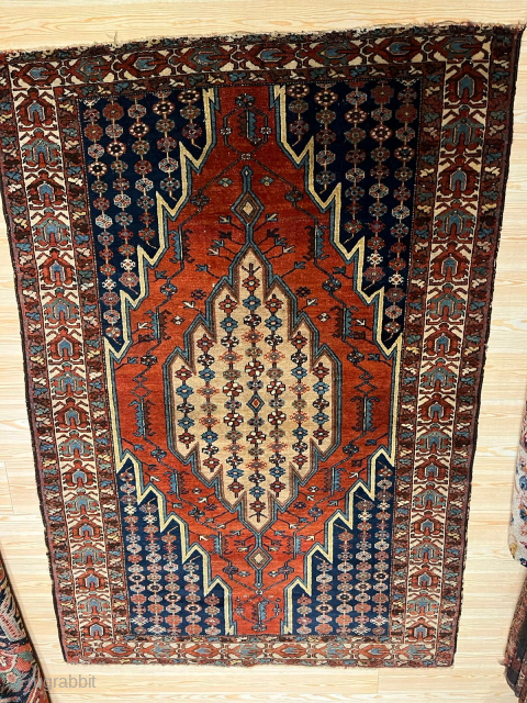 MAZLAGHAN
material wol 
size 200*183 
age 19 th                          