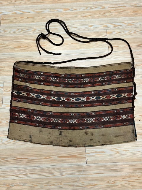 yamout bag rug 
size:55*85
age: 19th                            