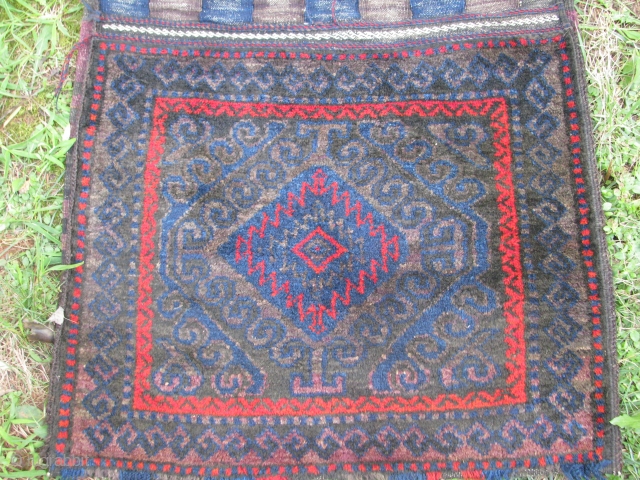 Nice old mashwani khorjin(saddlebag)all complete piece good colors                         
