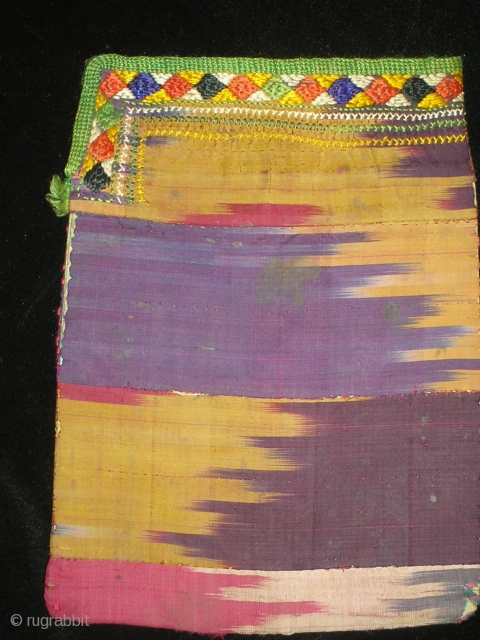 Uzbek ikat money bag late 1800's in a good condition 4"x7".                      