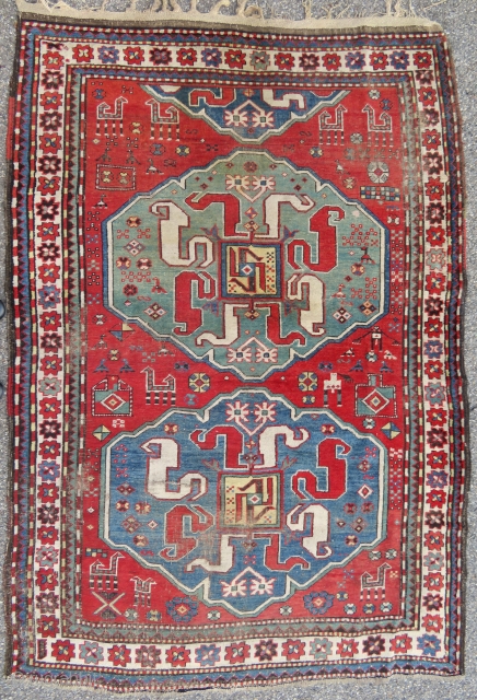 Chondsoresk Karabagh carpet

Cloudband motives

226 cm x 155 cm

Attractive price                        