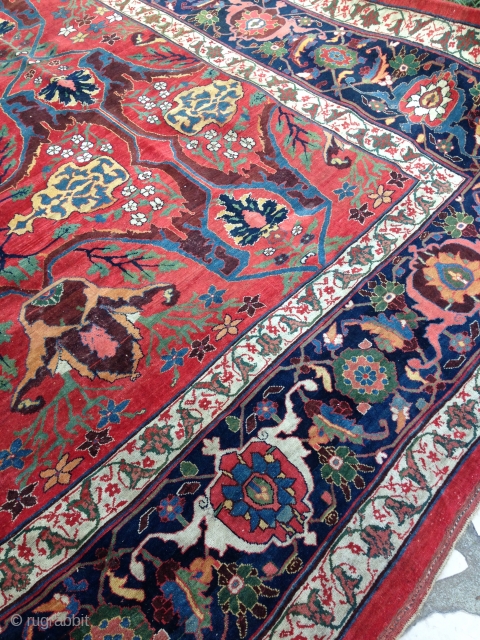 BIDJAR carpet circa 1880 in very good condition
approx. 550 x 350 cm                     