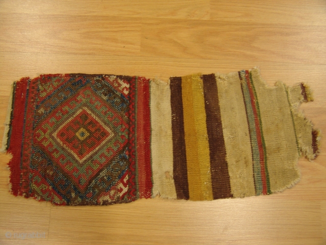 Konya Size 0,28cm x 0,30cm
                            