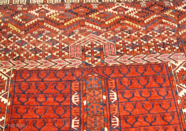 TEKKE  ENGSI -  150  x  115  cm 19TH CENTURY. Great condition with a tastefully used, beautiful, light cochineal(?).          