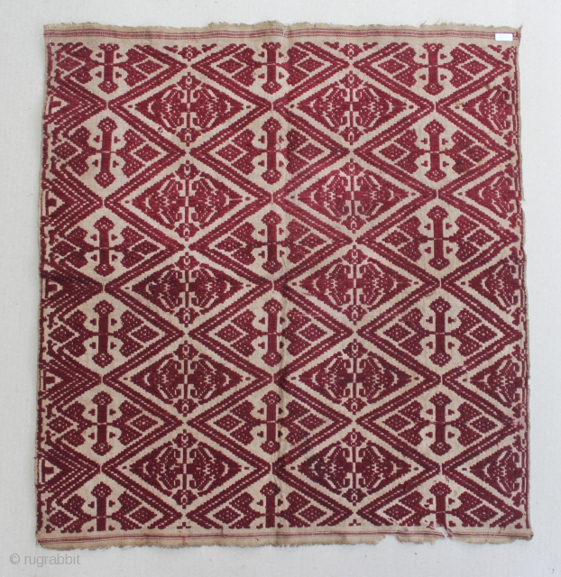 Indonesia textile cloth "Tampan" from Kalianda or Putihdo Lampung, Sumatera. cotton. Size : 56cm x 52cm. Conditions : Please see on the picture, Free from any repair. 19th century.    