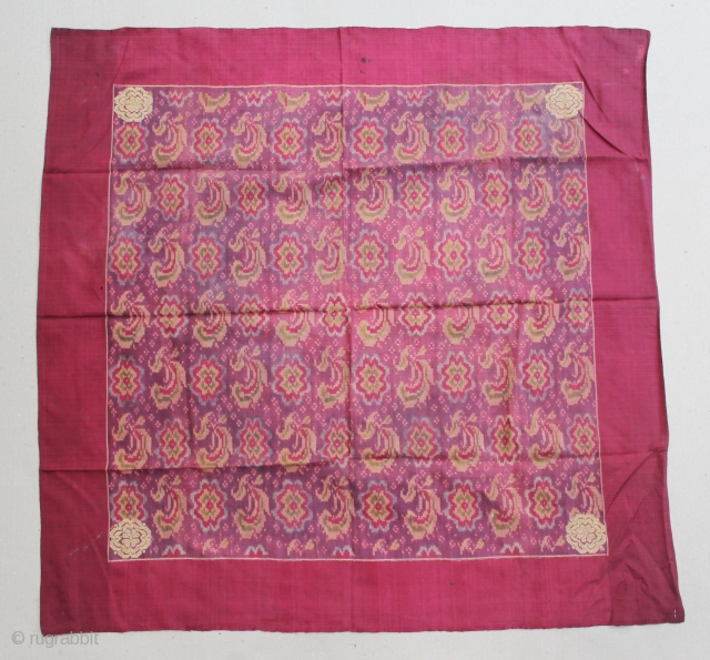 Indonesia textile cloth Limar ikat kepala from Bangka or Palembang. Size: 71cm x 71cm. 19th century.                 