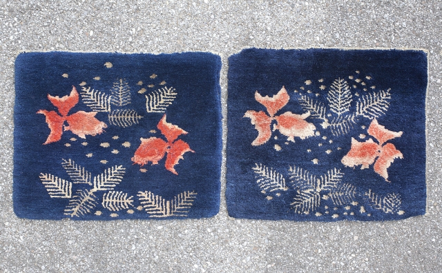 Pair of Baotou sitting rugs with gold fish design. circa 1920.
41x35cm                      