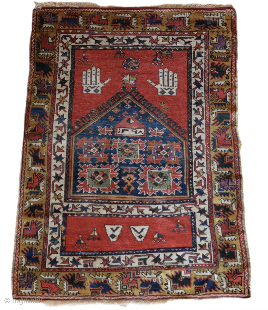 Antique anatolian prayer rug
Wool on Wool, some old repair
dated 1298//1881 a.d
cm 150x110
Other images available on request