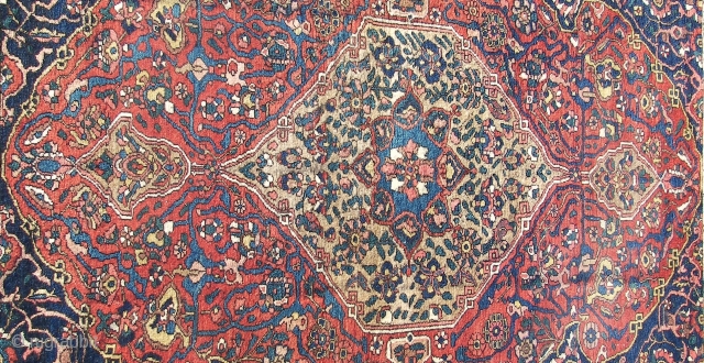 Bachtiar, wool on cotton ,old, somewhere around 1930, good colors, ca.244 x 164 cm. Good overall condition. One restoration in the upper left corner, see last picture. Old and very bad done  ...
