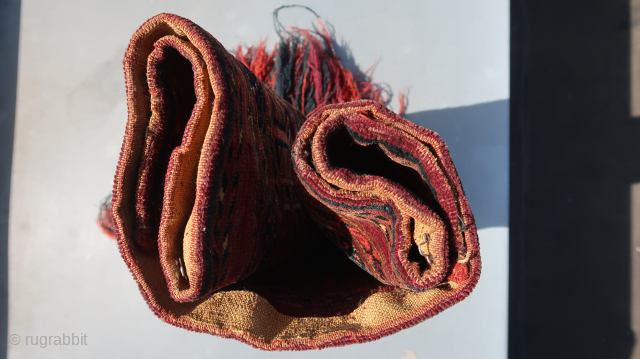 Torba, front, Saryk ? .Great colors, foldable. etc. ca : 40 ( 80)  x  130  cm. small knots.
watching ; Die Salzmänner von Tibet 1997 .
     