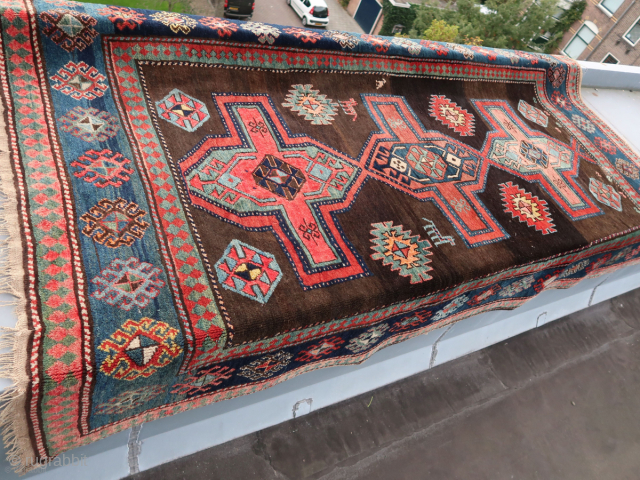 Kazak Shahsavan ? ( Caucasian . ) .Wool on wool,large, old/antique. ca, 138 cm x 242 cm. Three large hooked medallions in the central field.  Origin  Auctionhouse in Germany.  ...