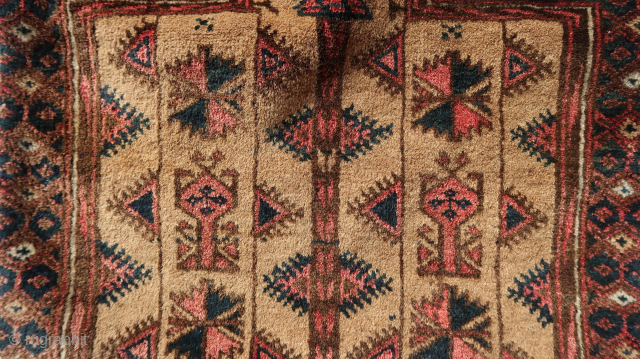 Large fragmented storage bag wool on wool depicting various old/antique motifs .  ca; 60 x 72 cm.  ( Afghan ? Turkman ? etc.) 75 euro ex transport costs.   