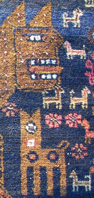 Beluch,( in the snow), with big dotted cats, ( snow leopards ? ) and other animals. Good condition, wool on wool, and some goat hair .ca. 141 cm x 92 cm. Enjoy. 