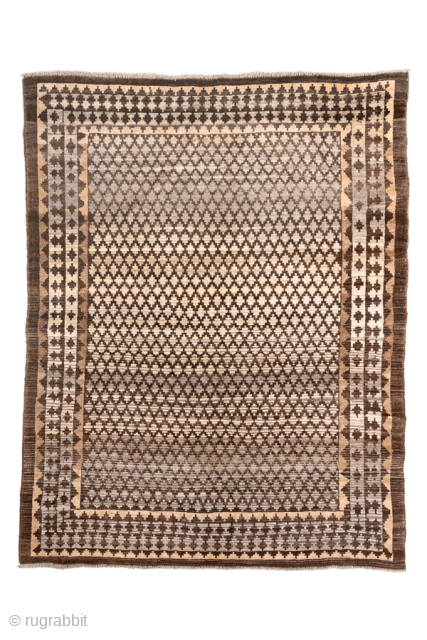 Vintage Moroccan Rug with Allover Diamond Design, Circa 1940. Dense allover diamond pattern framed by multiple geometric borders.
4'10" x 6'4"
Item No: 96568