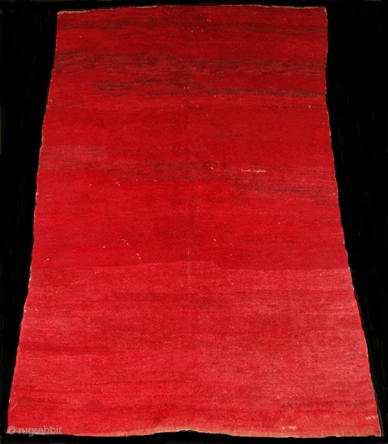 Tapis marocain(Oulmès)250cmX156cm.Oulmès est une commune de la province de Khémisset, dans la région Rabat-Salé-Kénitra, située dans le Moyen Atlas, en zone tamazight.           