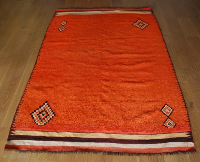 Moroccan Berber carpet ,190cmX146cm , perfect condition.                          