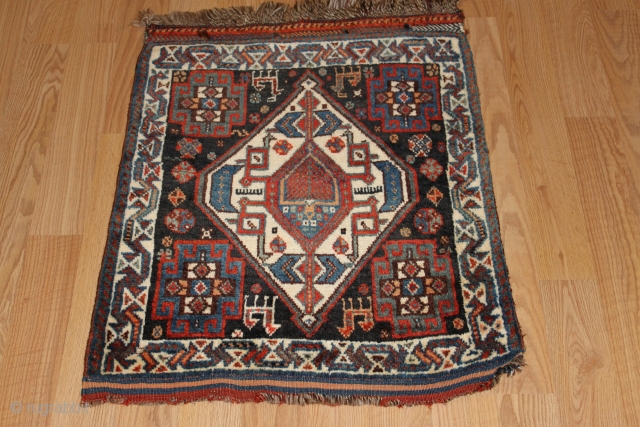 Natural colors 19th Century Good Condition excellent wool  Clean and hand washed.small rug size 0.75cm x 0.65cm               