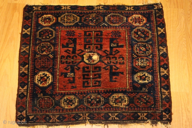 Baluch bagface  Natural colors Clean and Hand Washed 19th Century 
size 0.64cm x 0.75cm                  