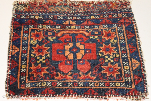 small Baluch bagface Natural colors 19th Century Size 0.60cm x 0.52cm                      