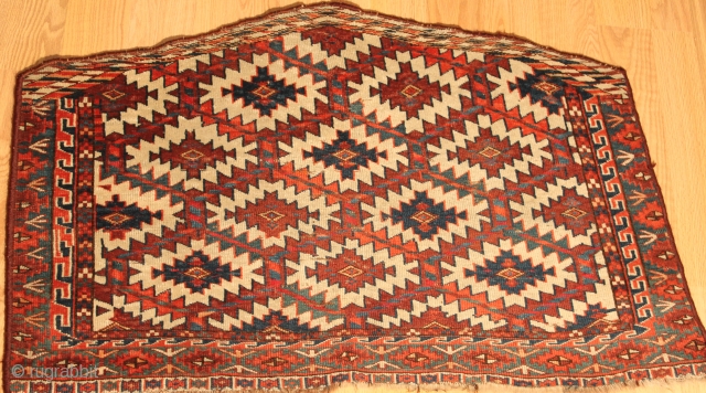 Turkmen  Asmalyk Circa 1880 Natural colors Clean and hand washed size 0.97cm x 0.66cm                  