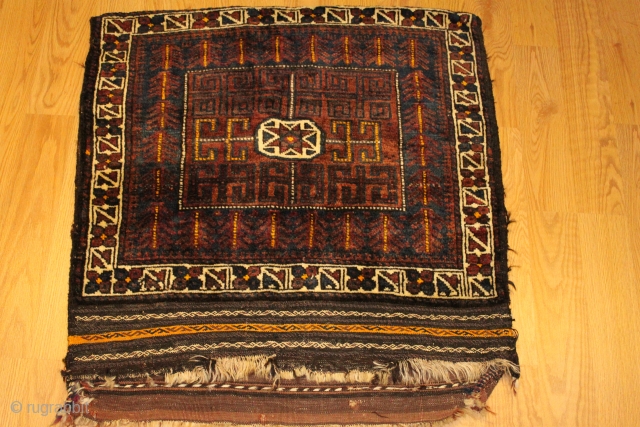 Baluch Bagface Natural colors 19th Century  Good condition Clean and hand washed size 0.82cm x 0.80cm                