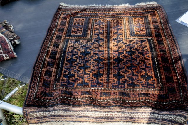 Baluch rug  natural dye . original piece . condition as you can see in the picture .size 1.20cm x 0.91cm            