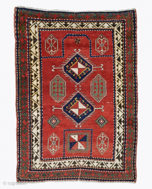Middle of the 19th Century Caucasian Bordjalou Prayer Rug

Size : 140×194 cm. Please send me directly mail. emreaydin10@icloud.com               