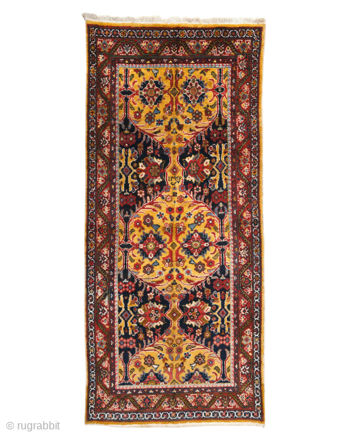 Dated Mahal Long Rug
Size: 117×280 cm
Dated : 1322=1904
Please send me directly mail.
emreaydin10@icloud.com
0090 + 374 10 98                 
