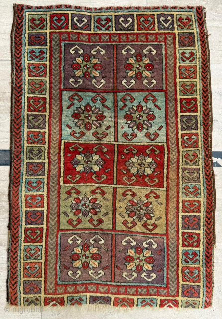 Circa 1850 Sivas Yastik, size 60 x 90 cm. Please send me direct mail.

emreaydin10@icloud.com

Instagram - @emreaydinrug                 
