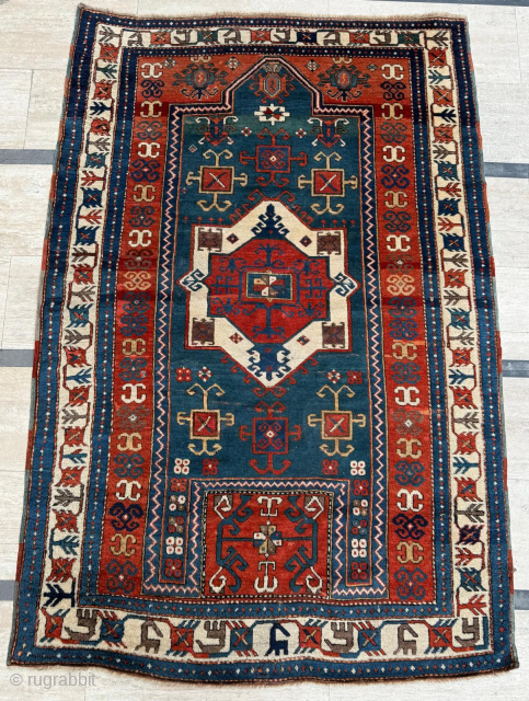Mid 19th century Prayer Fahrola Rug. Size 130 x 194 cm.
Please send me direct mail.
emreaydin10@icloud.com
Instagram - @emreaydinrug