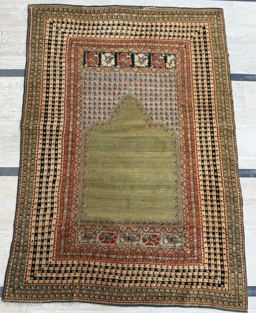 Circa 1860s Anatolian Ghordes Prayer Rug, size 128 x 178 cm. Please send me direct mail.
emreaydin10@icloud.com
Instagram - @emreaydinrug